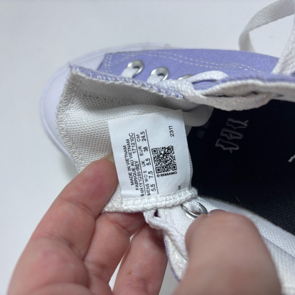 Converse Lavender Purple Low Top Sneakers - Picture 8 of 9